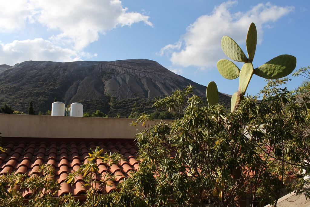 Bed and Breakfast Casa Schmidt Vulcano  Exterior foto